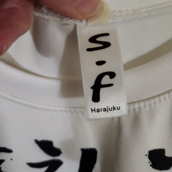 Cat-themed Harajuku top, size Medium.  Excellent used condition - Picture 6 of 11